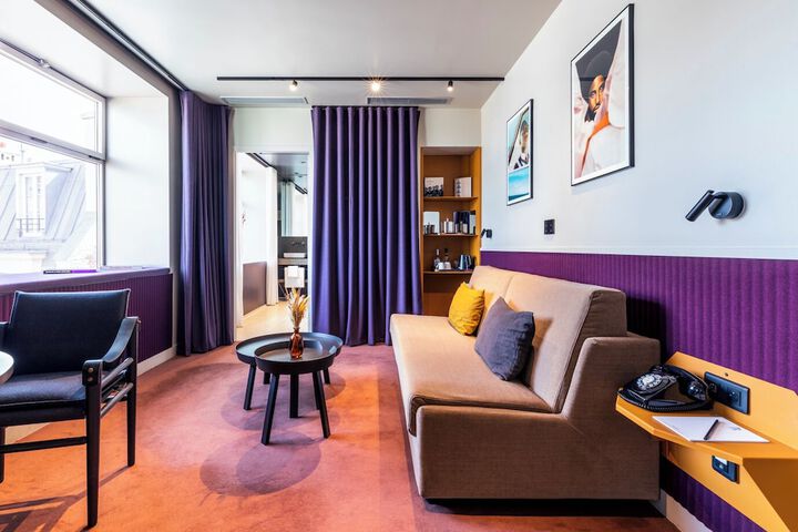 Room 18 of 40