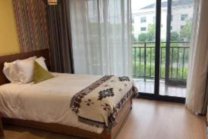 Room 21 of 23