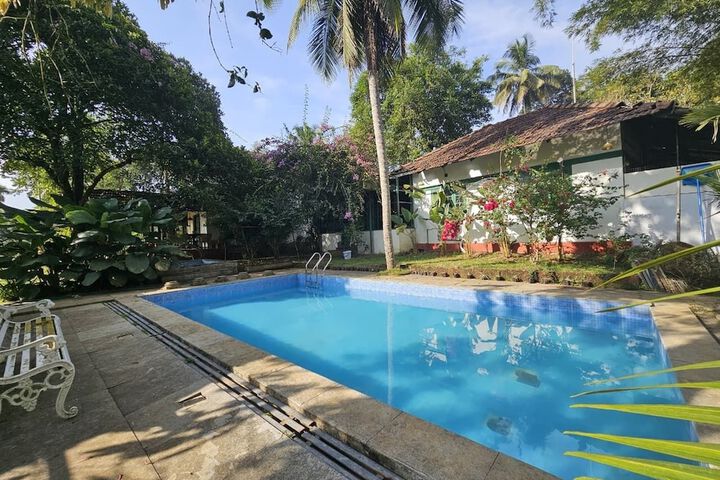 Pool 15 of 27