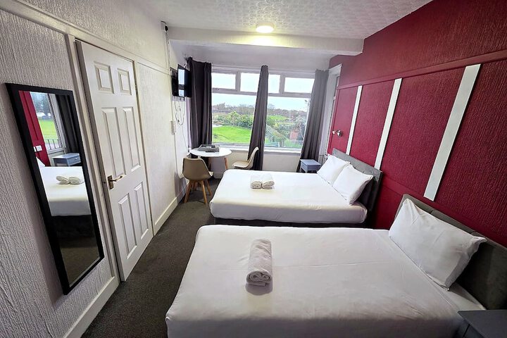 Room 43 of 112