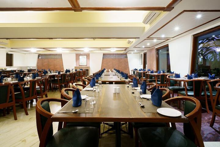 Dining 66 of 123
