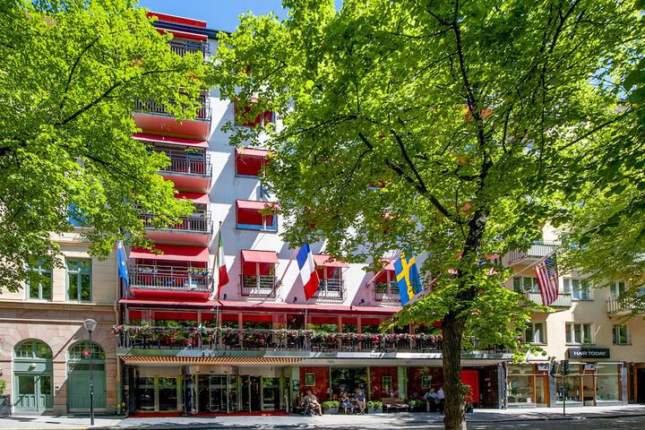 Hotel 92 of 93