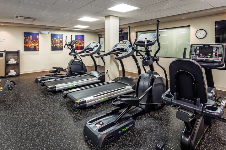 Best Western Premier NYC Gateway Hotel North Bergen | Bookonline.com