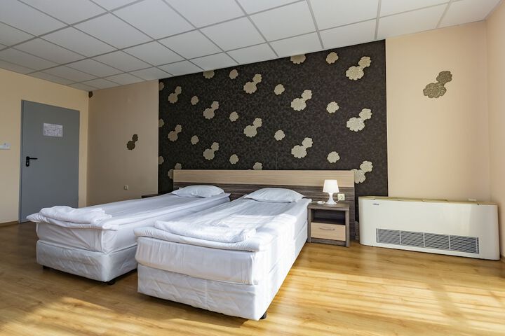 Room 26 of 137