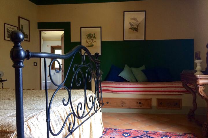 Room 20 of 81