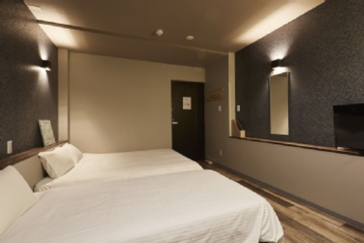 Room 82 of 288