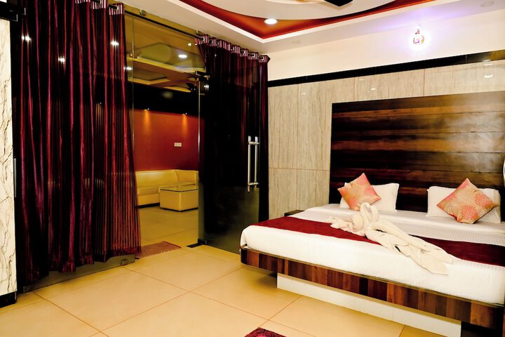 Room 30 of 82