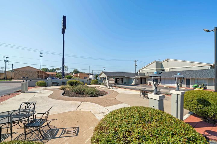BBQ/picnic area