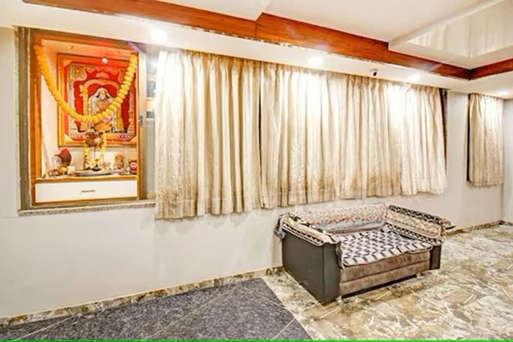 Hotel Om Balaji in Ahmedabad