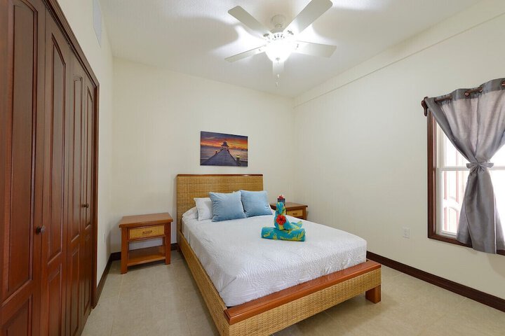 Room 31 of 328