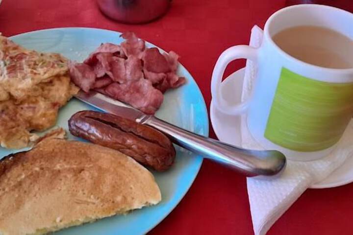 Breakfast/Coffee Service 18 of 34