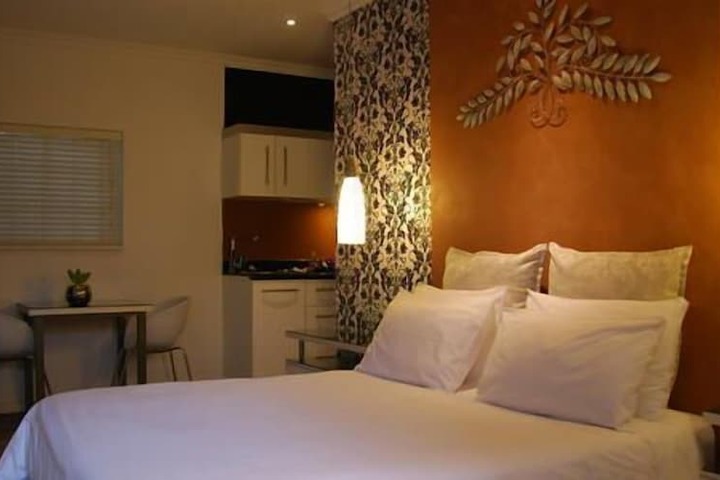 Room 2 of 19
