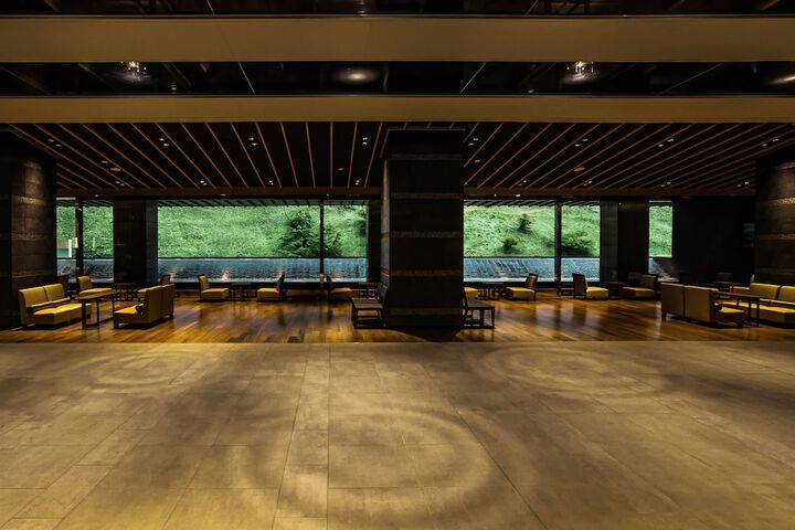 Hotel Lobby