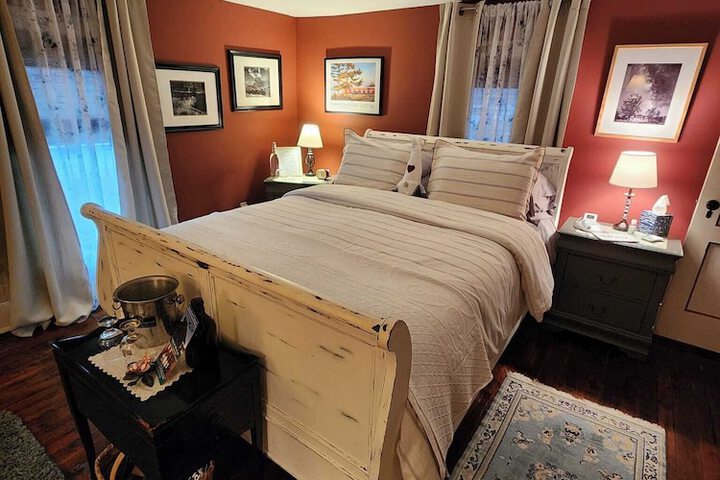 Room 6 of 46