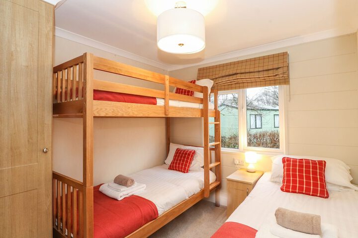 Room 9 of 39