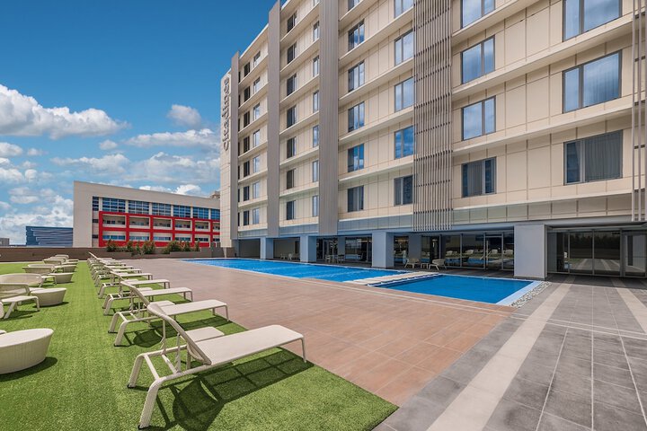 Pool Hotel