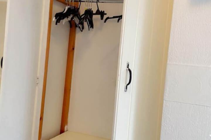 Room 54 of 143