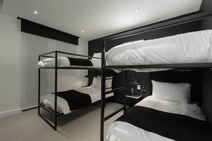 Room 15 of 71