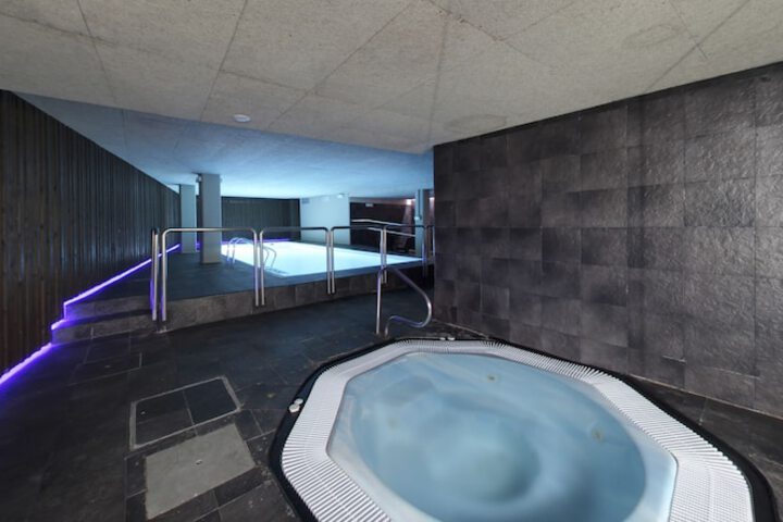 Spa 50 of 121