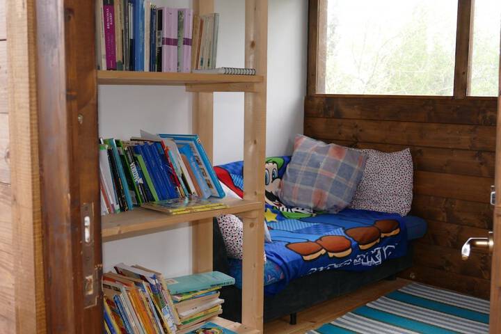 Room 16 of 39