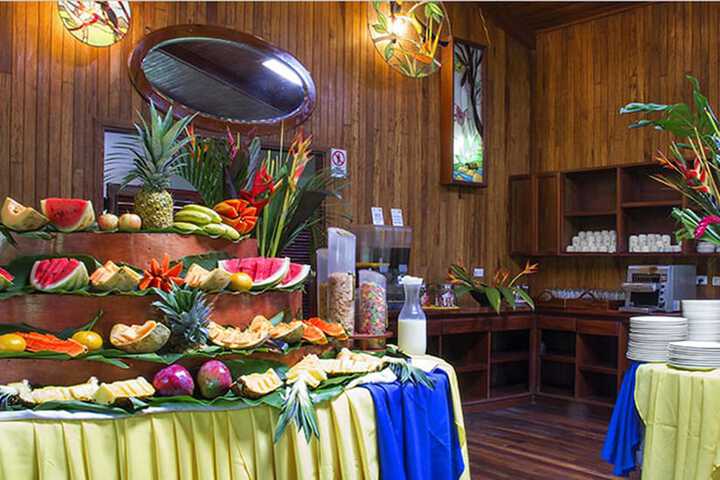 Breakfast area