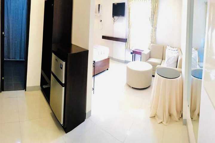 Room 25 of 41