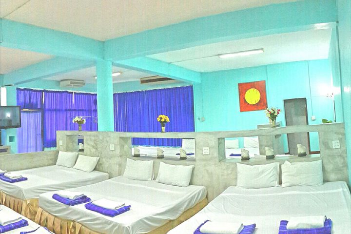 Room 10 of 56