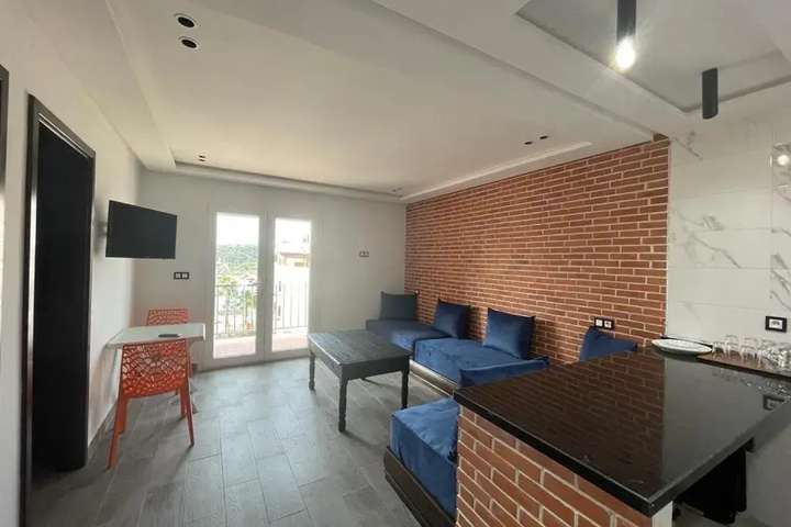 Room 2 of 15