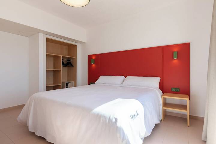 Room 14 of 62