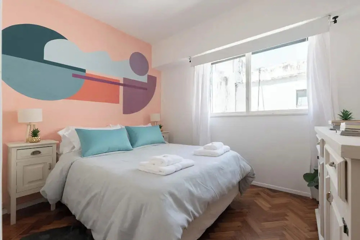 Room 2 of 5