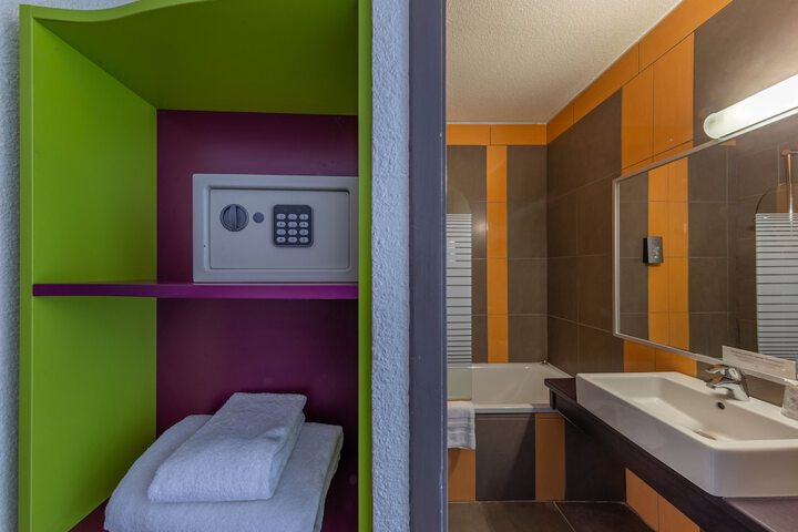 Bath Interior