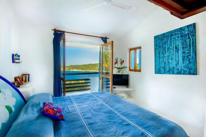 Room 7 of 28