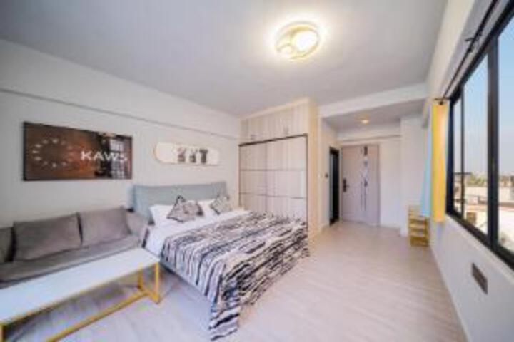 Room 7 of 7