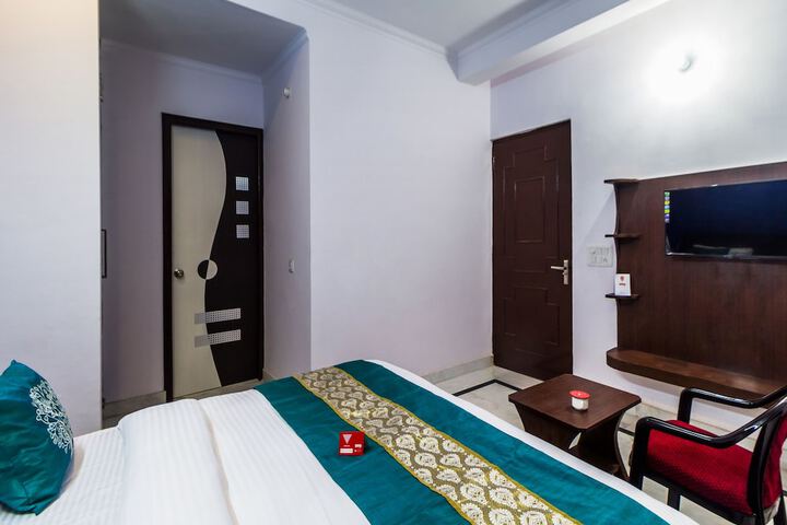 Room 14 of 29