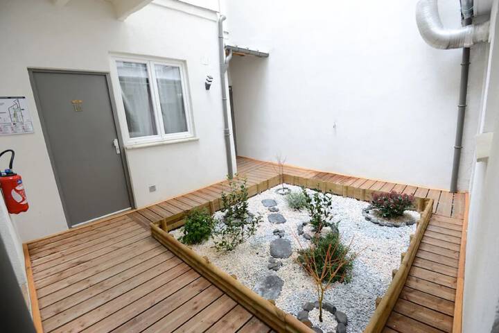 Terrace/Patio 18 of 37