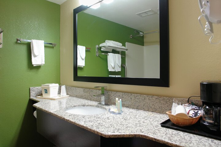 Bathroom sink