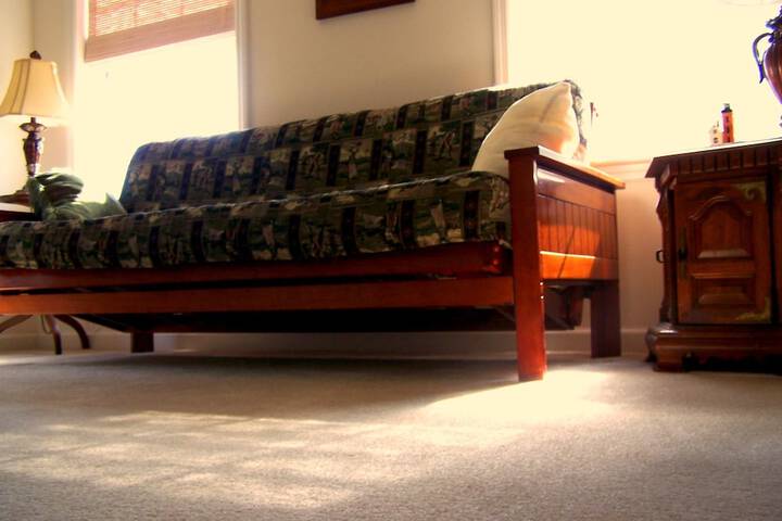 Room 9 of 27