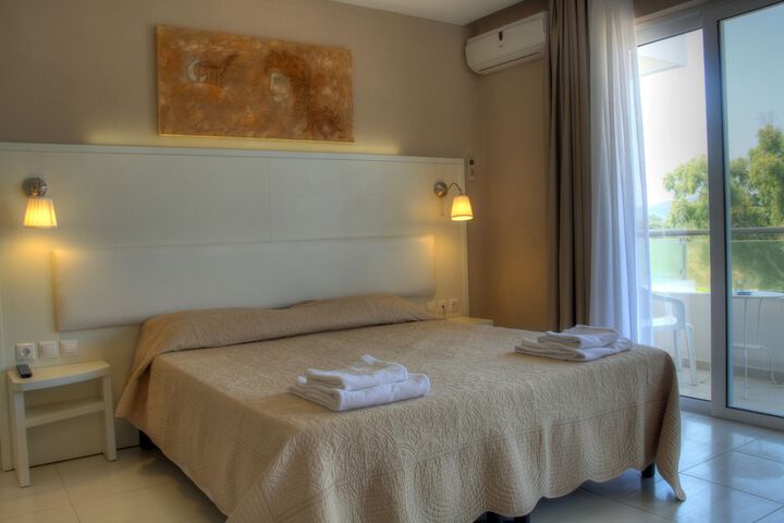 Room 26 of 108
