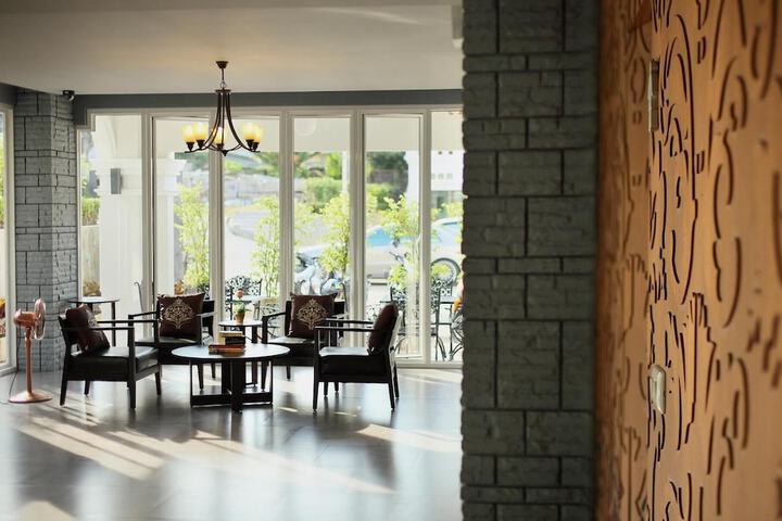 Lobby Photos