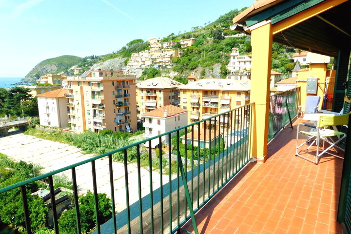 Terrace/Patio 4 of 33