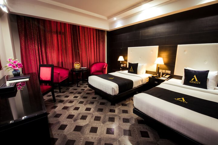 Room 13 of 62