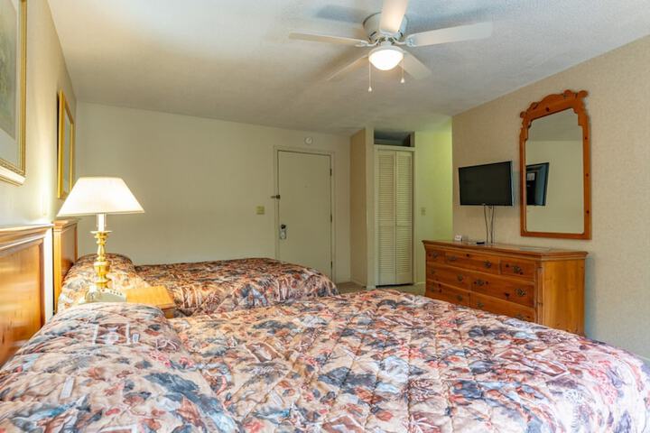 Room 19 of 79