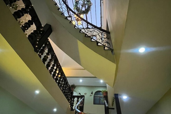 Hotel Interior 6 of 27