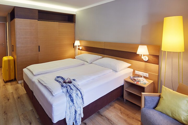 Room 14 of 116