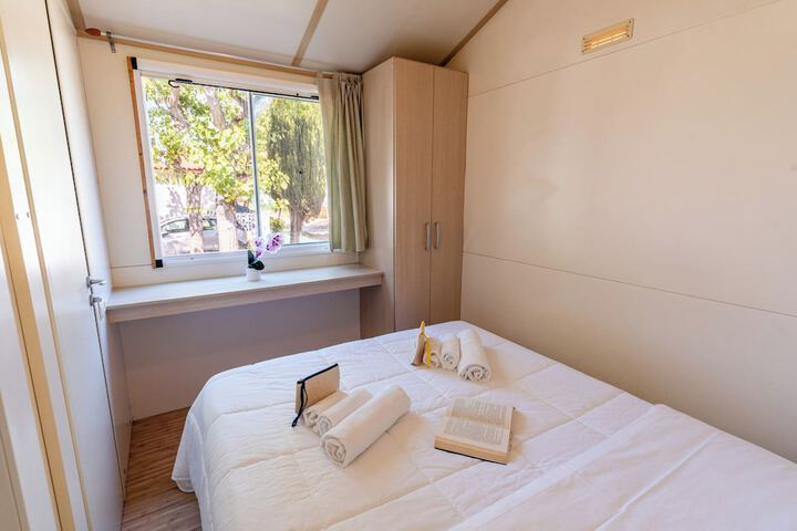 Room 10 of 91