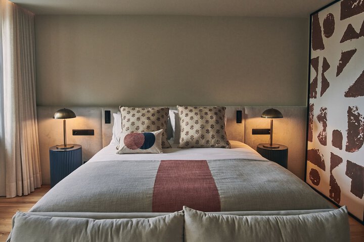 Room 46 of 159