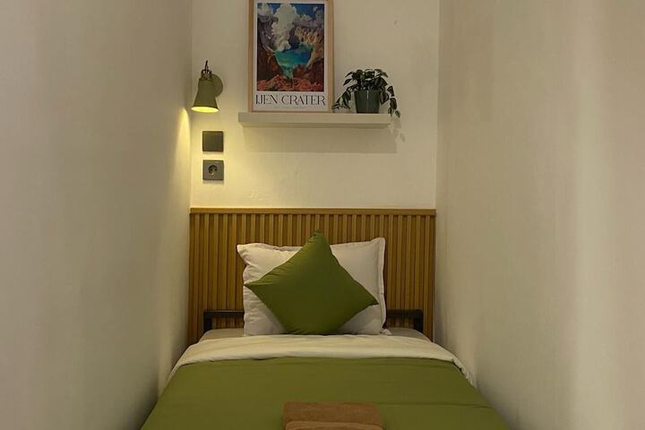 Room 7 of 47