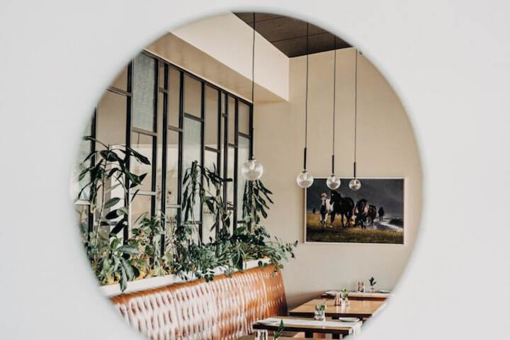 Dining 36 of 103