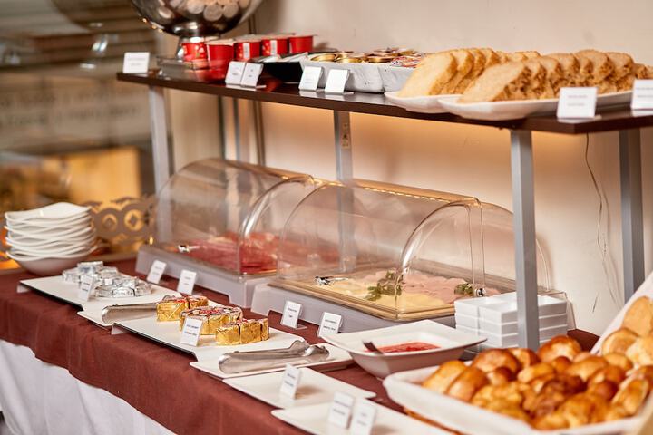 Breakfast/Coffee Service 21 of 37