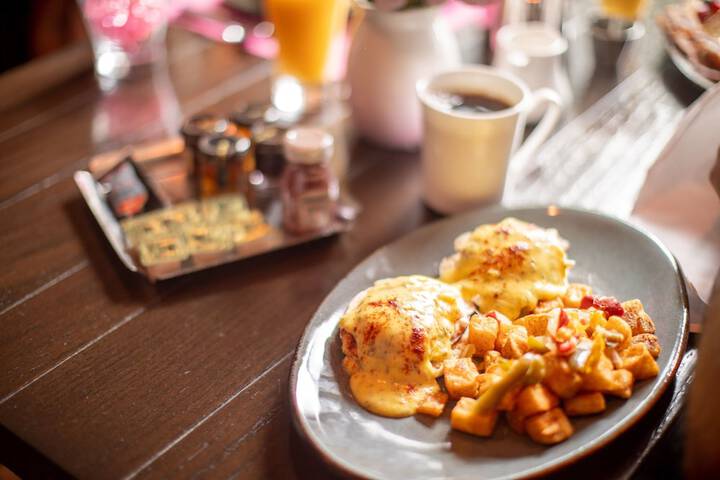 Breakfast meal